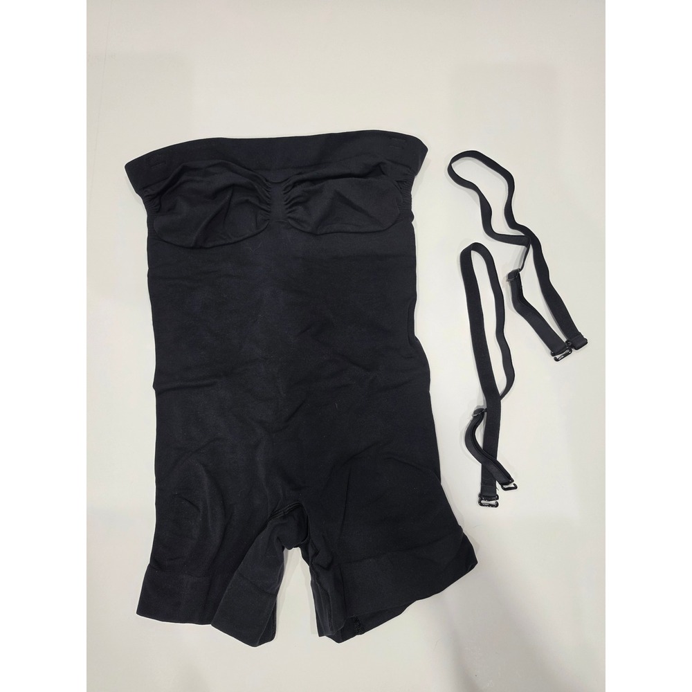 SKIMS Strapless Sculpting Shortie Bodysuit Black Straps Included L